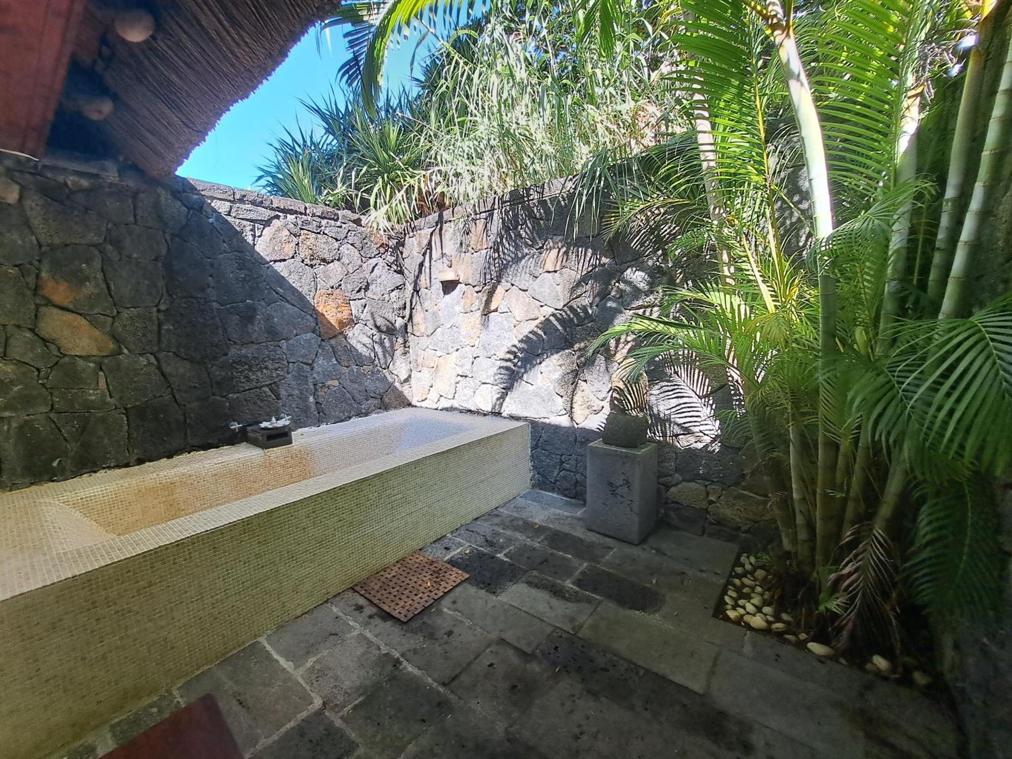 Clair De Lune - Private 2 Bedrooms Beachfront Villa 托舵道斯 外观 照片