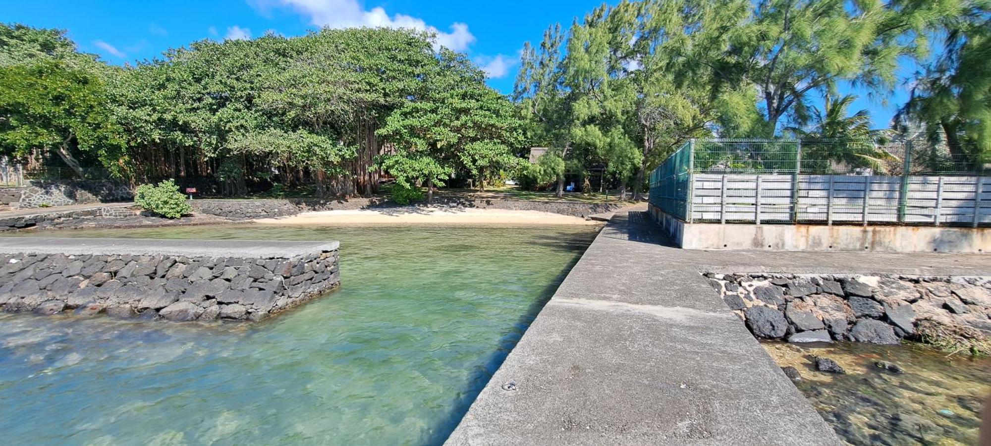 Clair De Lune - Private 2 Bedrooms Beachfront Villa 托舵道斯 外观 照片